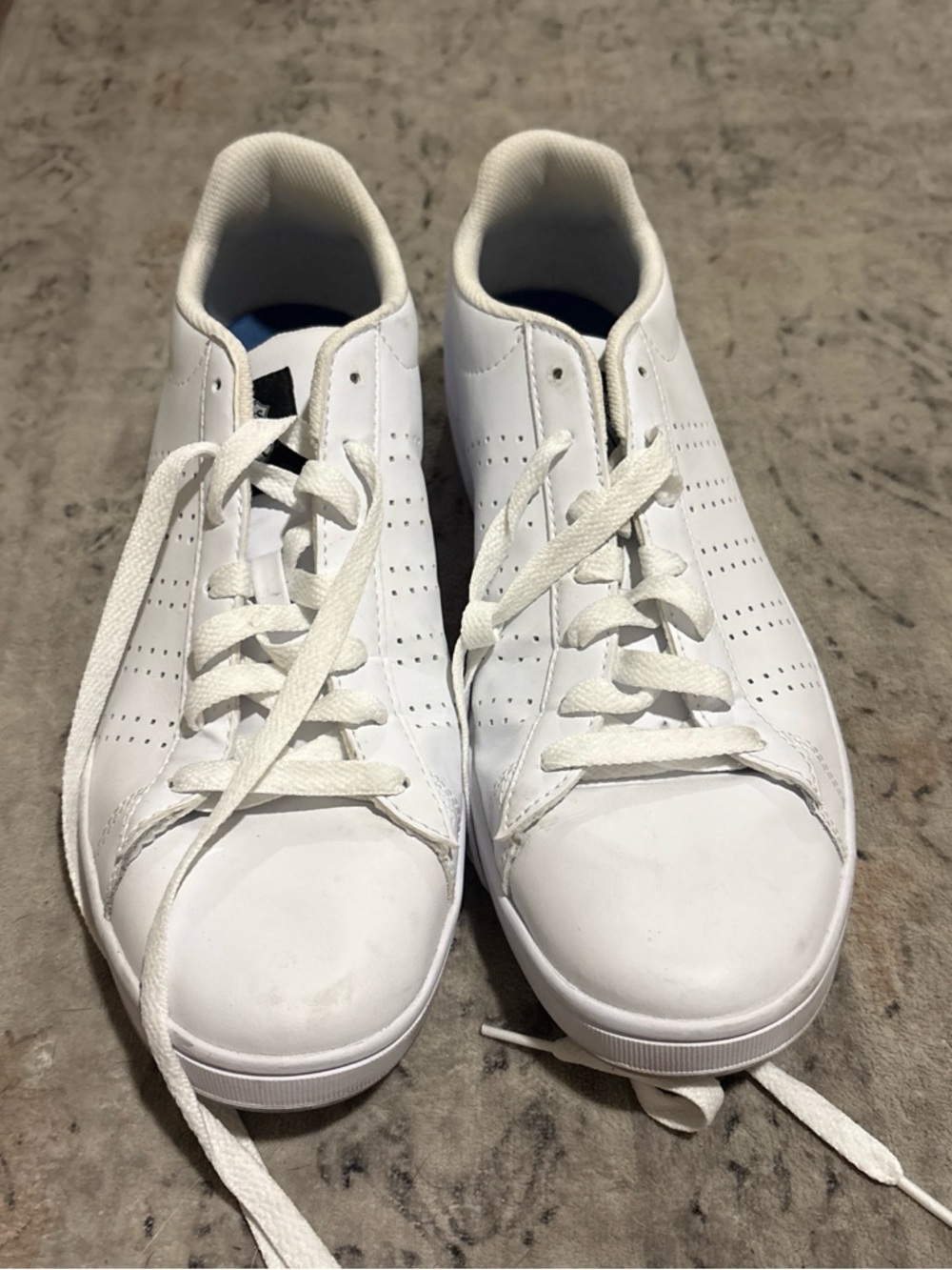 K-Swiss White Men's Low-Top Lace-Up Sneakers